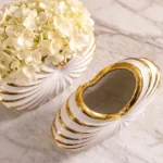 White ceramic seashell vase Set - Image 3